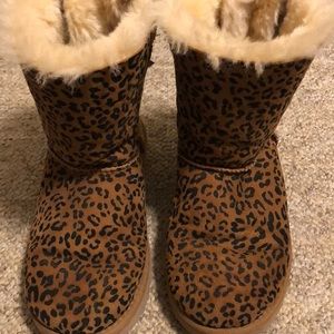 Ugg boots (girls)